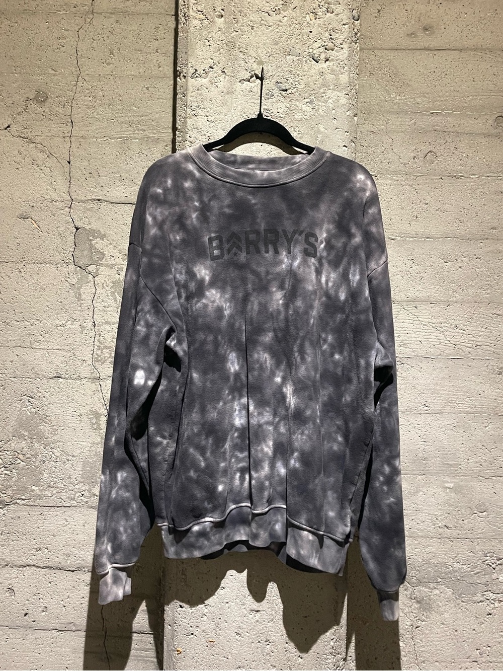 BARRY’S BOOTCAMP Black/Grey Tie-Dye Crewneck Sweatshirt Unisex Size: LARGE